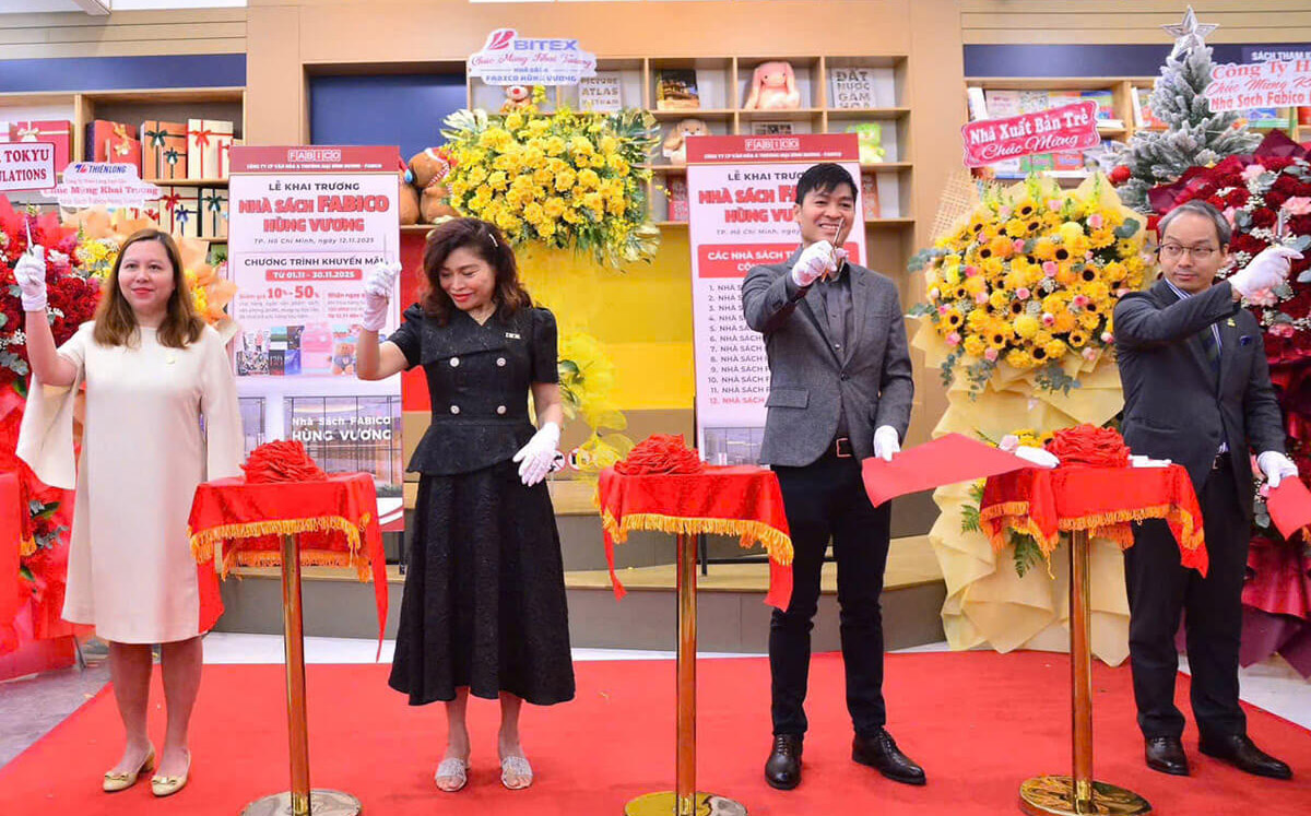 Khai trương Nhà sách FABICO Hùng Vương